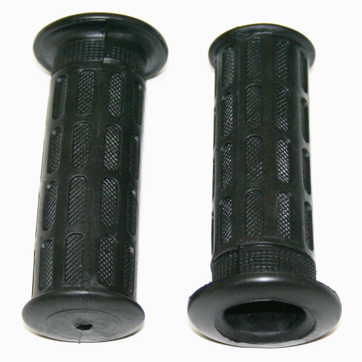 80 GL1100 / 80 GL1100I / 83-85 CB650SC OEM Type Grips - 7/8" ~ Honda OEM 53165-390-780