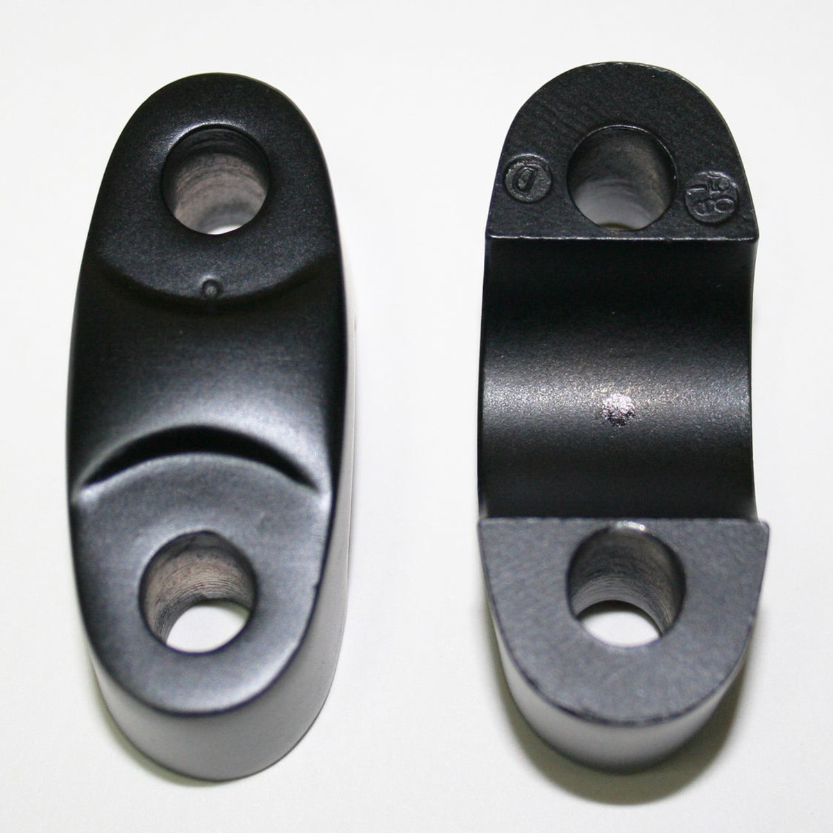 74-78 XL350 / 84-85 XL350R / 83-85 XR350R Handlebar Clamp Set/2 ~ Honda OEM 95014-22200